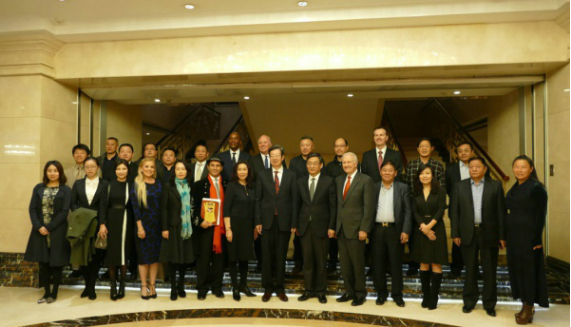 仟億達(dá)層(831999)應(yīng)邀參加美中企業(yè)項(xiàng)目洽談會(huì) 仟億達(dá)層(831999)應(yīng)邀參加美中企業(yè)項(xiàng)目洽談會(huì)